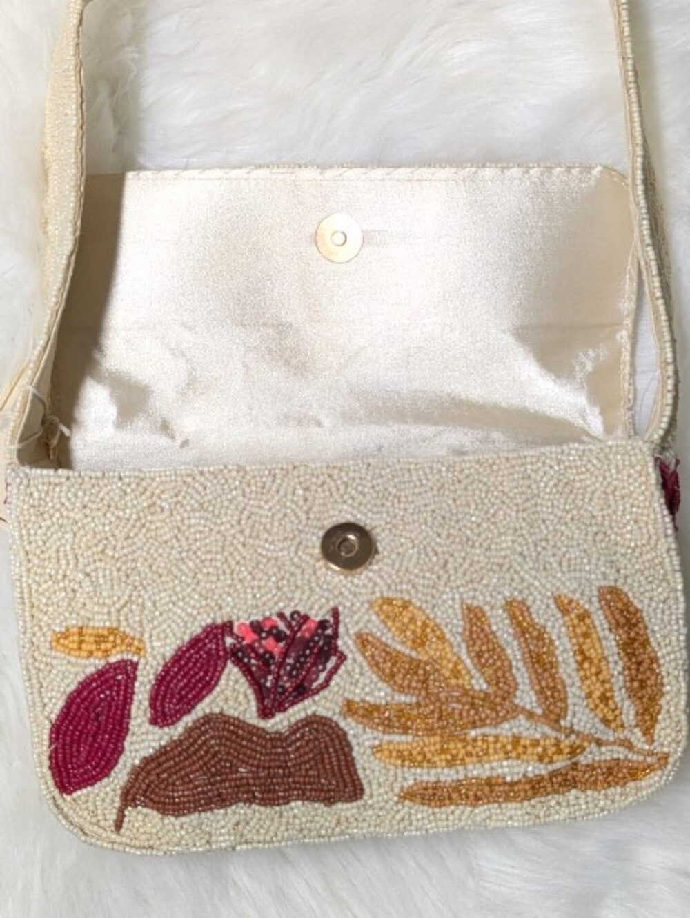 SOL and MER Autumn Leaves Motif Beaded Shoulder Bag ☕🍂 - Picture 5 of 13